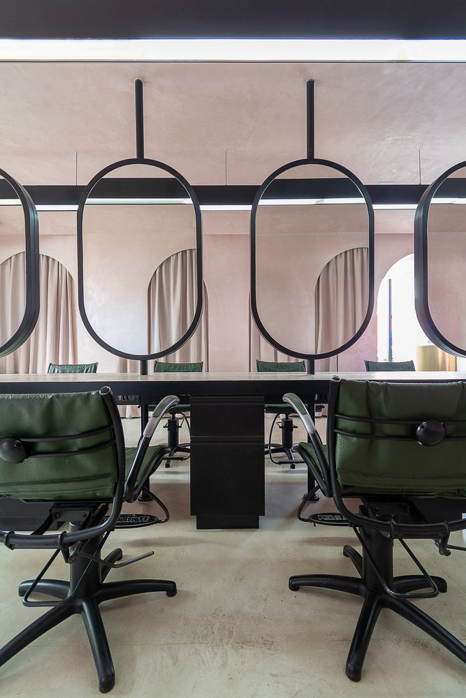 André Luís Coiffeur 美容院 / TRPC Arquitetos André Luís Coiffeur 美容院 / TRPC Arquitetos
