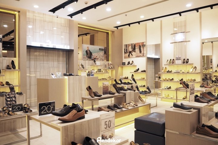 Andrew 鞋店，Mendekor，坦格朗 – 印度尼西亚