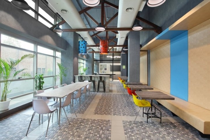 安德里茨办公室由 GeoDesigns 设计，印度新德里