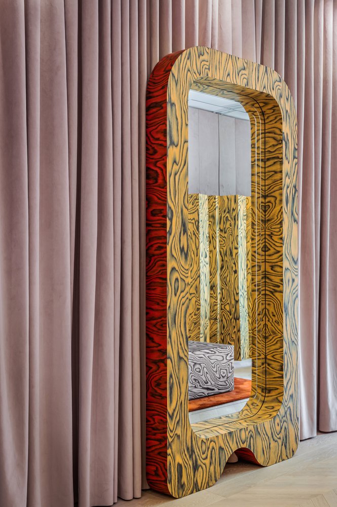 Aparterre 商店，由 Bogdan Ciocodeica Studio 设计