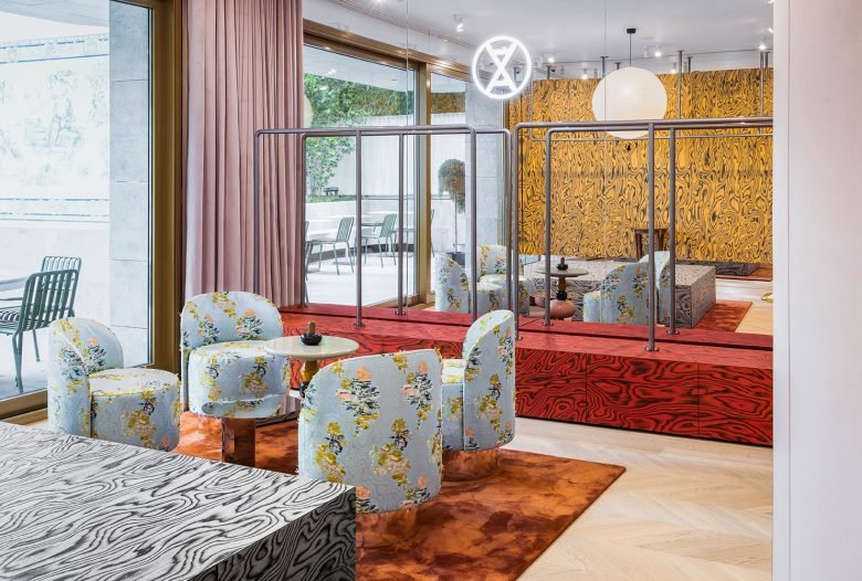 Aparterre 商店，由 Bogdan Ciocodeica Studio 设计