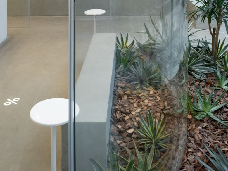 B.l.U.E. 的 % 阿拉比卡咖啡建筑工作室 B.l.U.E. 的 % 阿拉比卡咖啡建筑工作室