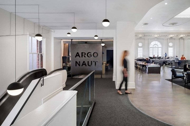 Argonaut 办公室由亨斯迈建筑集团设计，旧金山 – 加利福尼亚州