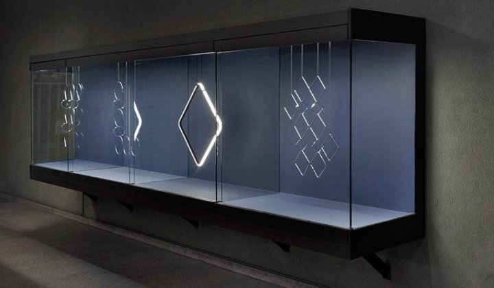 Michael Anastassiades 为意大利米兰弗洛斯安排的照明装置