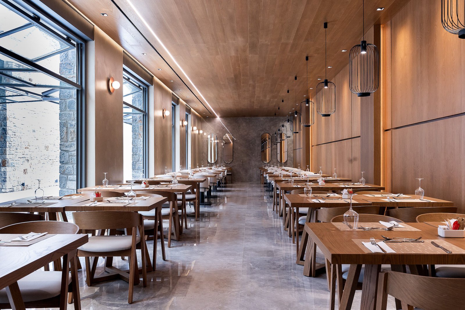 Cube Concept 设计的 Artemis 餐厅