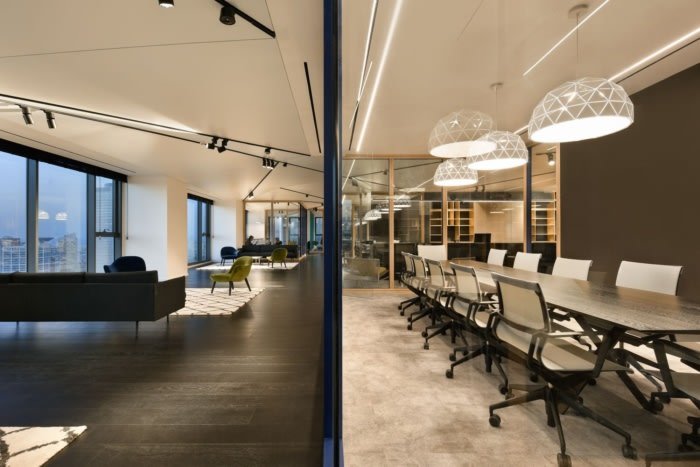 Yaron Eldad 的人工智能公司办公室 – 建筑和室内设计