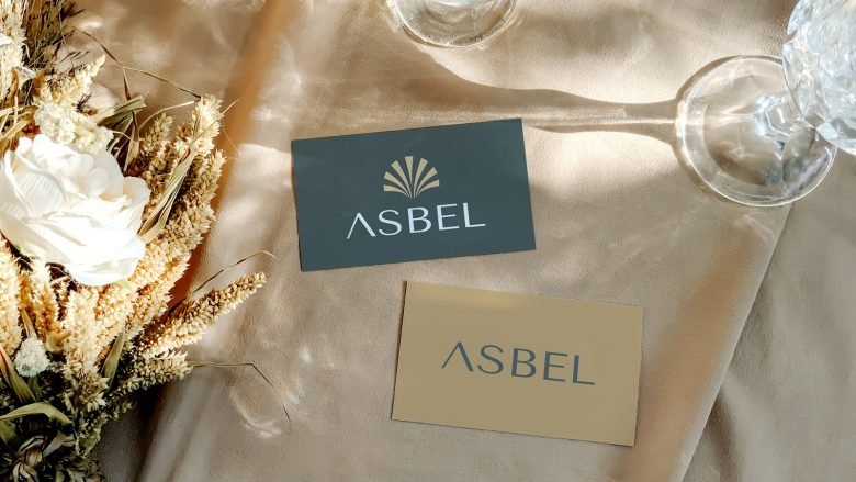 艾亚·玛格迪 (Aya Magdy) 的阿斯贝尔 (Asbel)