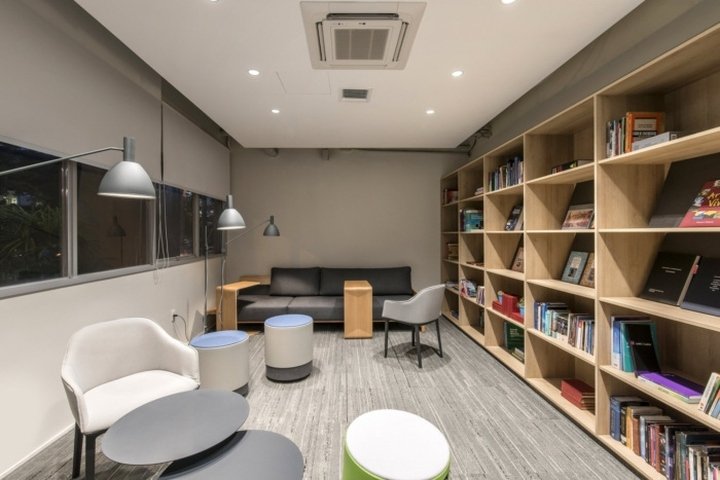 阿斯利康办事处 / DM/AM Arquitetura，科蒂亚 – 巴西