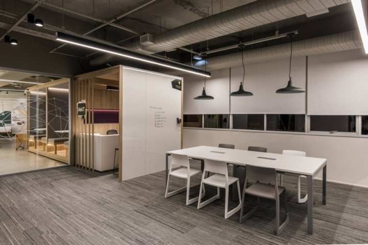 阿斯利康办事处 / DM/AM Arquitetura，科蒂亚 – 巴西