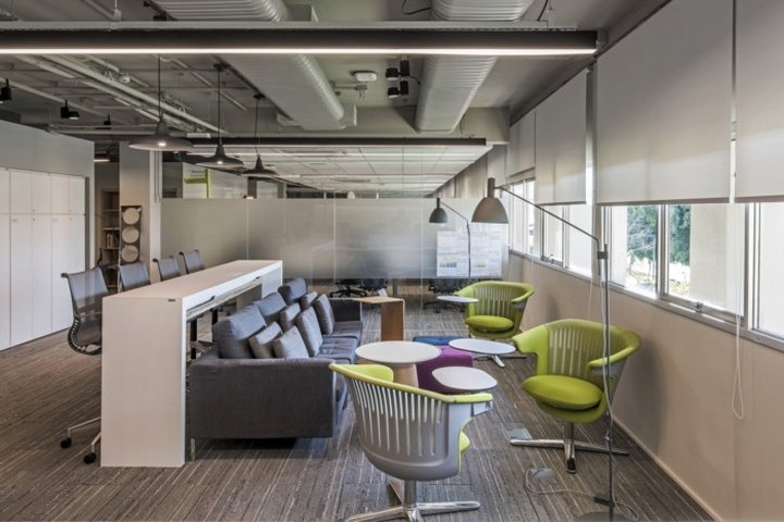 阿斯利康办事处 / DM/AM Arquitetura，科蒂亚 – 巴西