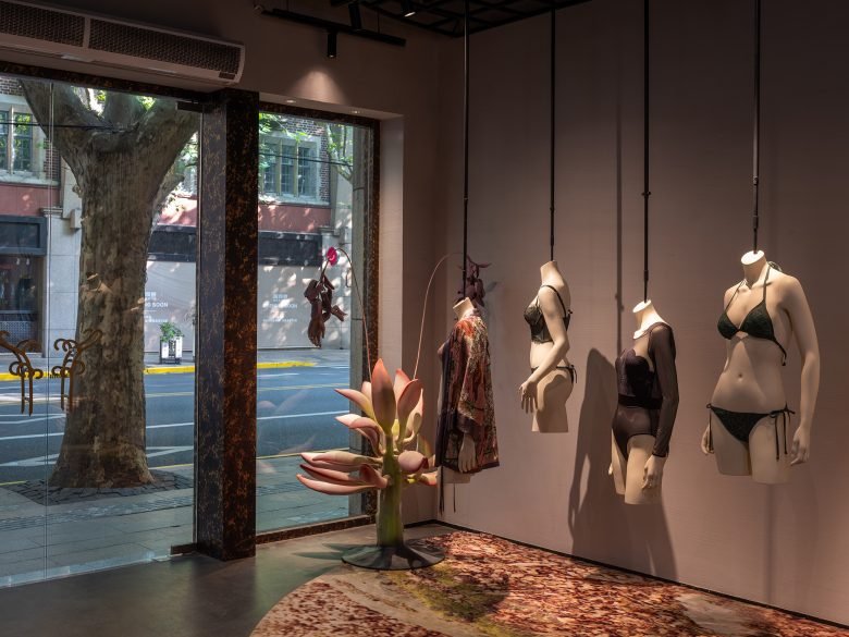 O&O Studio 设计的 Atelier Intimo 旗舰店