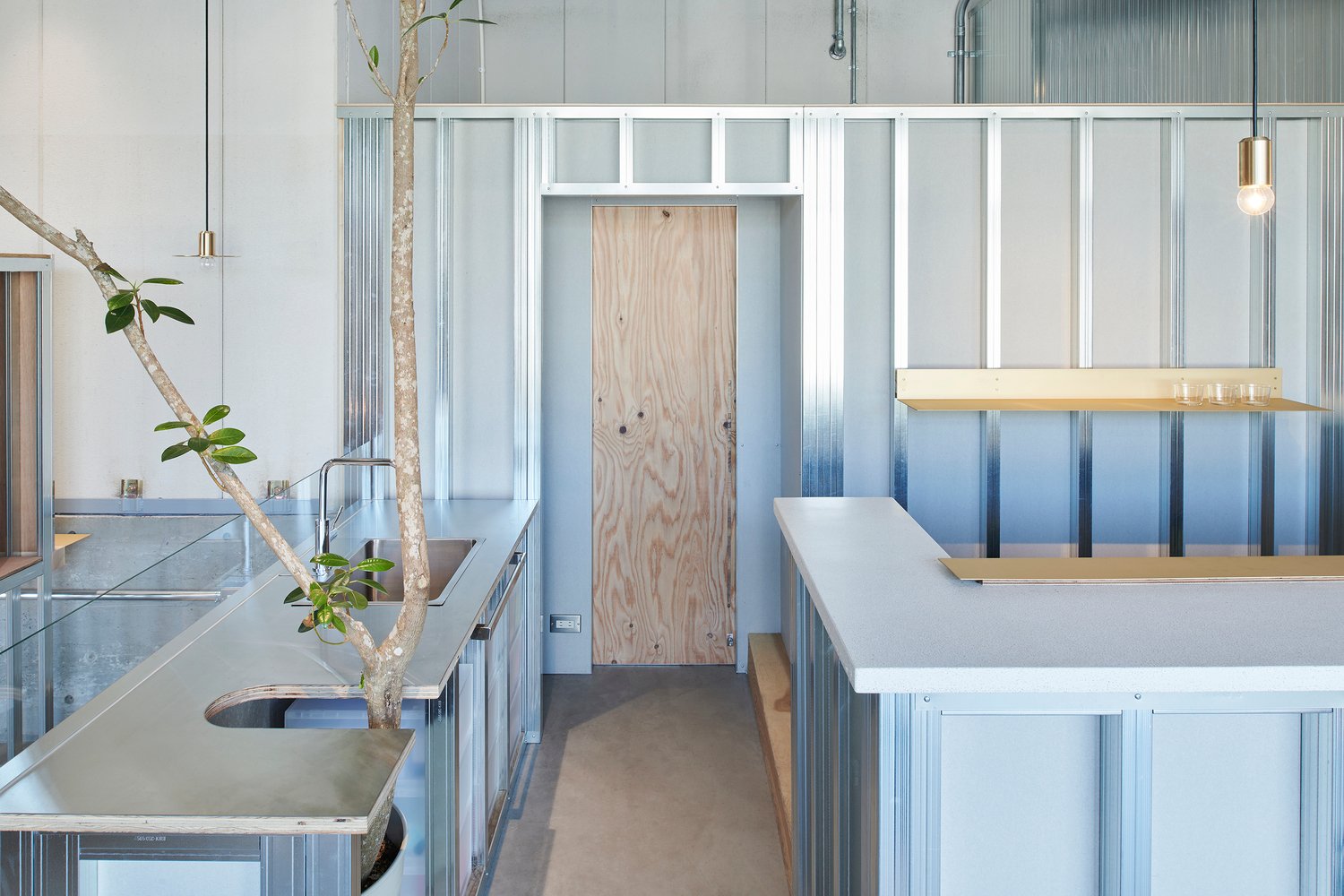 Atelier Toiro 沙龙 / Hitotomori Architects Atelier Toiro 沙龙 / Hitotomori Architects