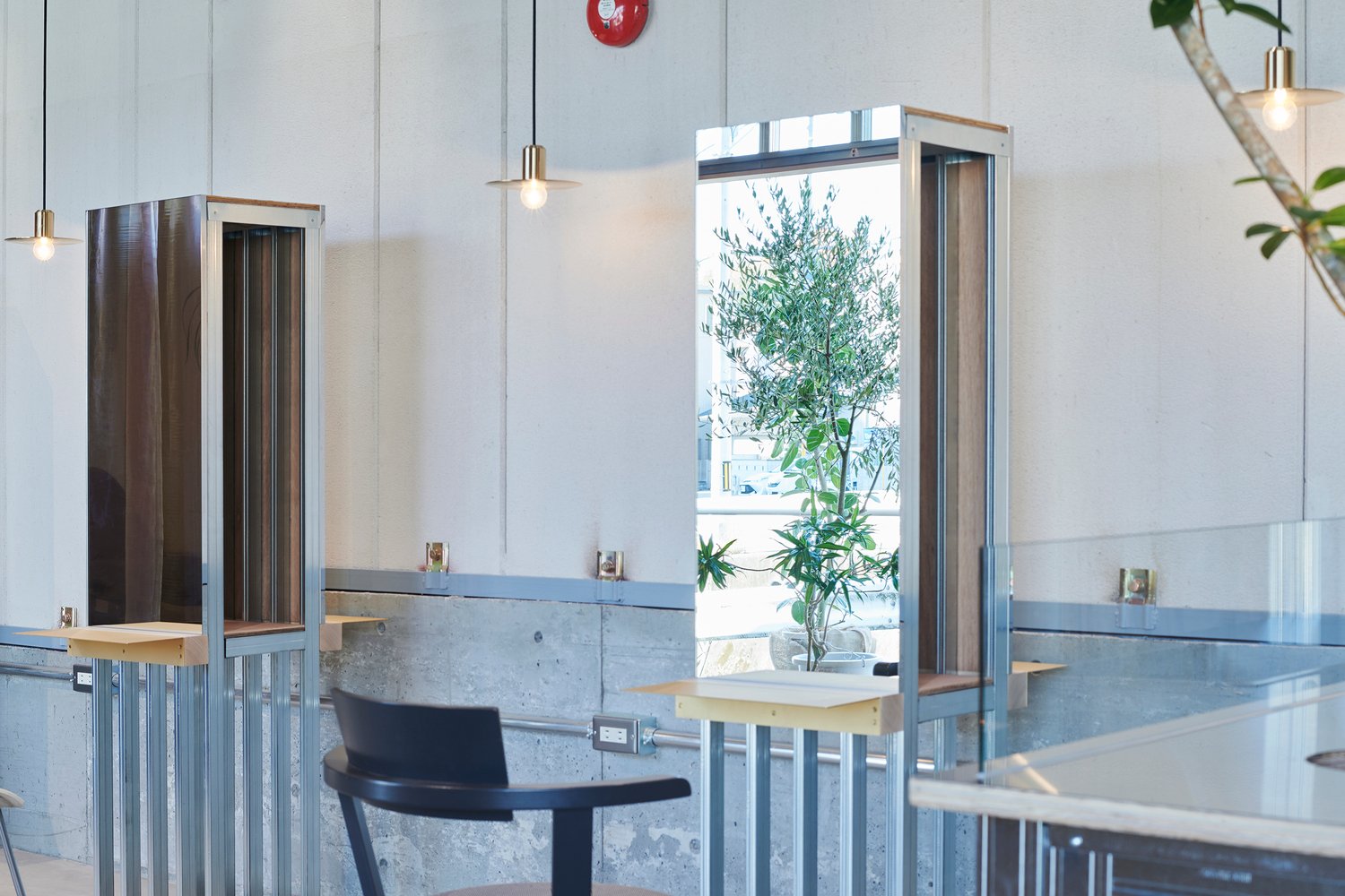 Atelier Toiro 沙龙 / Hitotomori Architects Atelier Toiro 沙龙 / Hitotomori Architects