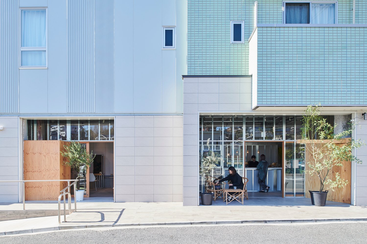 Atelier Toiro 沙龙 / Hitotomori Architects Atelier Toiro 沙龙 / Hitotomori Architects