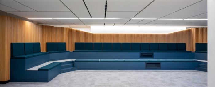 August Debouzy 办公室 / razavi 建筑事务所