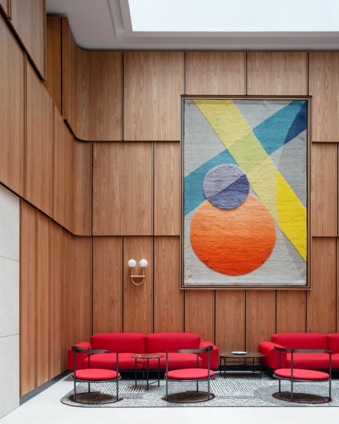 August Debouzy 办公室 / razavi 建筑事务所