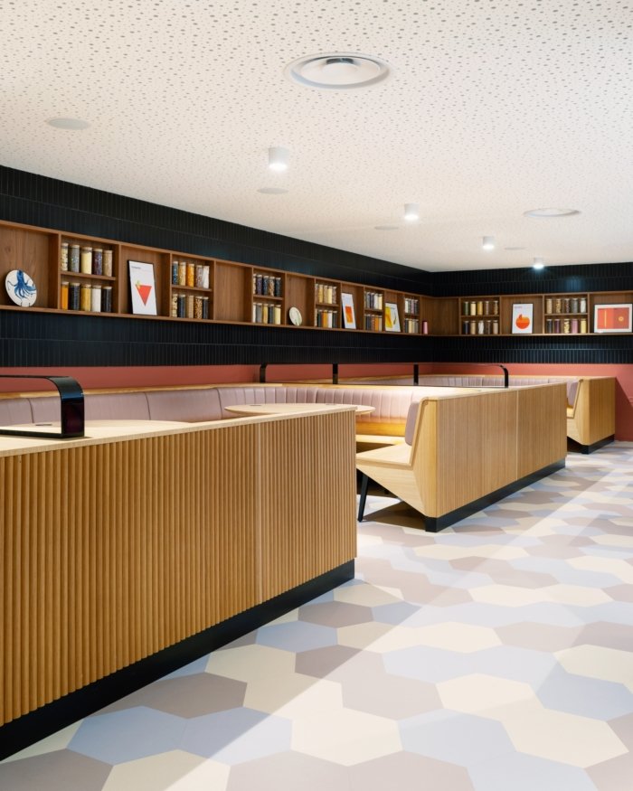 August Debouzy 办公室 / razavi 建筑事务所