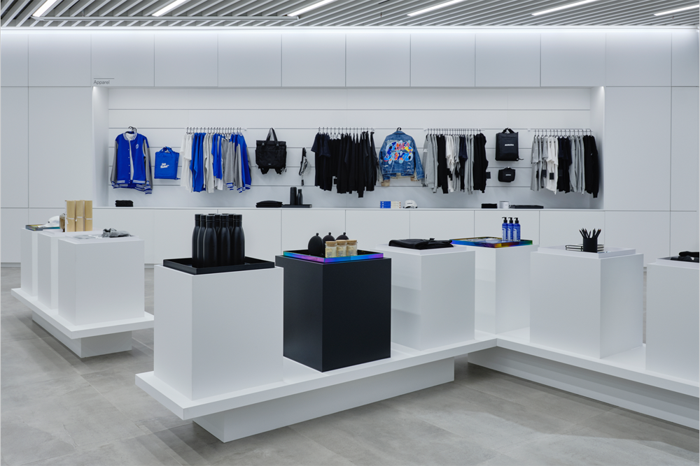 Aurora Cannabis 旗舰店由 Bruce Mau Design 和 GMC Architects 设计