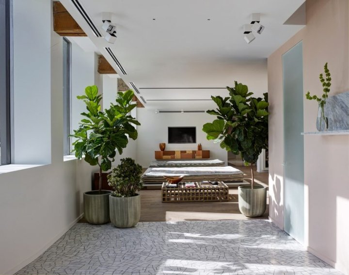 亚伯拉罕·陈 (Abraham Chan) 的大道陈列室，加拿大温哥华