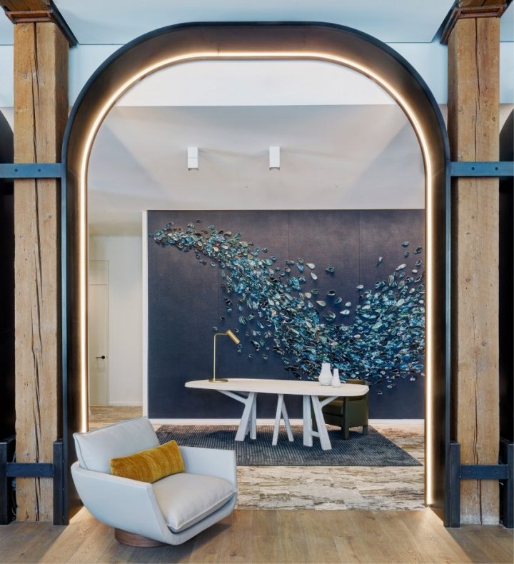 亚伯拉罕·陈 (Abraham Chan) 的大道陈列室，加拿大温哥华