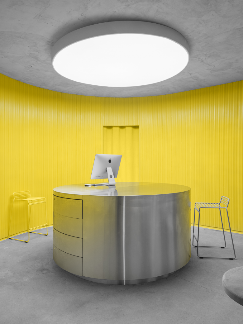 Crosby Studios 的 Avgvst 旗舰店 Crosby Studios 的 Avgvst 旗舰店