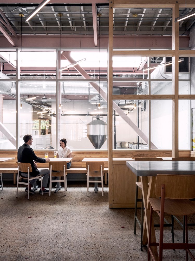 LAMAS 的 Avling 厨房和啤酒厂