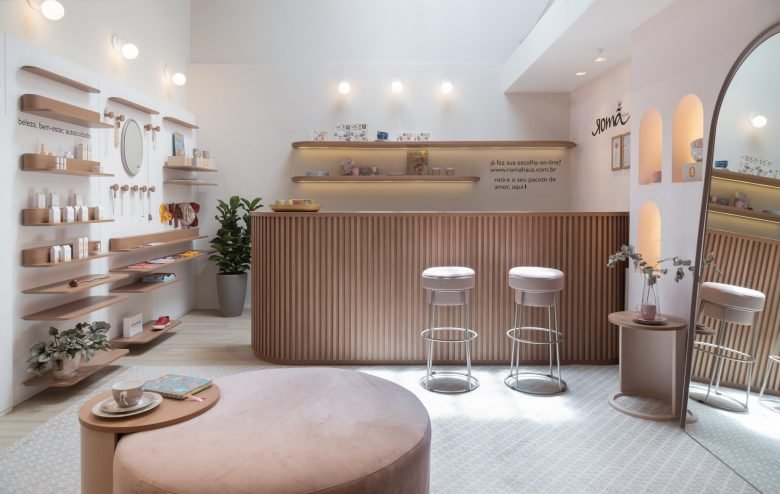 Freguesia 的 Romã Haus 概念店