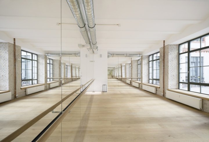 BECYCLE 健身工作室，由 götz+bilchev Architekten & Lien Tran & DRAA 设计，柏林 – 德国