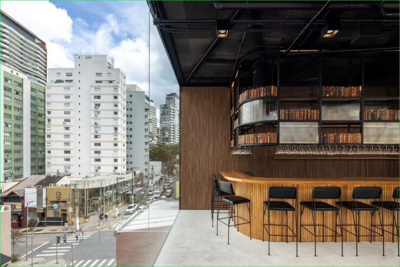 BETC Havas 咖啡馆，由 galeria arquitetos 和 Terra Capobianco 设计