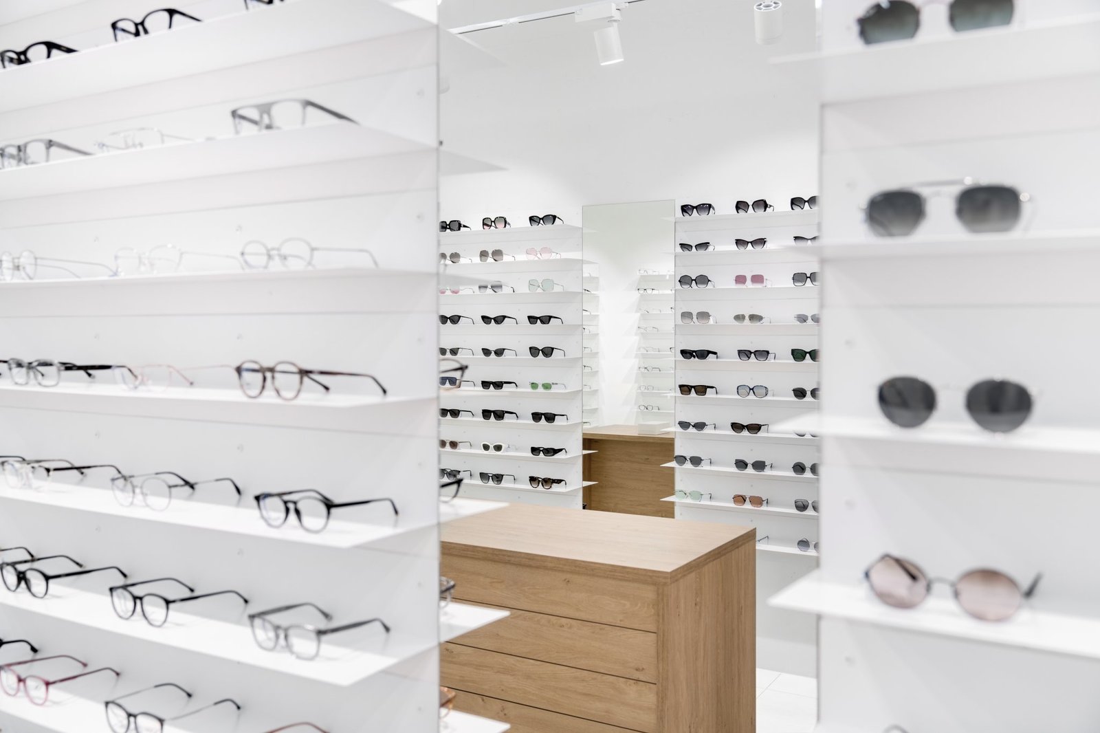 SIMPLI 的 IVISUAL 商店