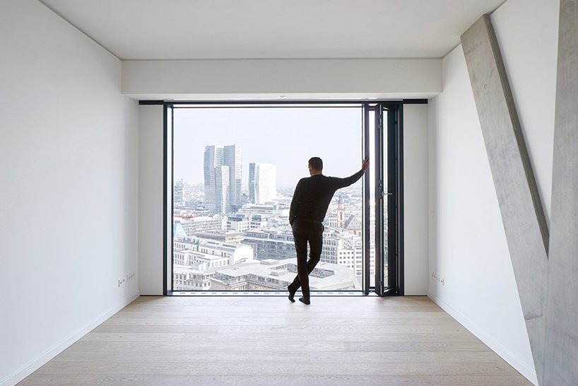 Bjarke ingels 集团位于法兰克福的移动“omniturm”塔即将完工