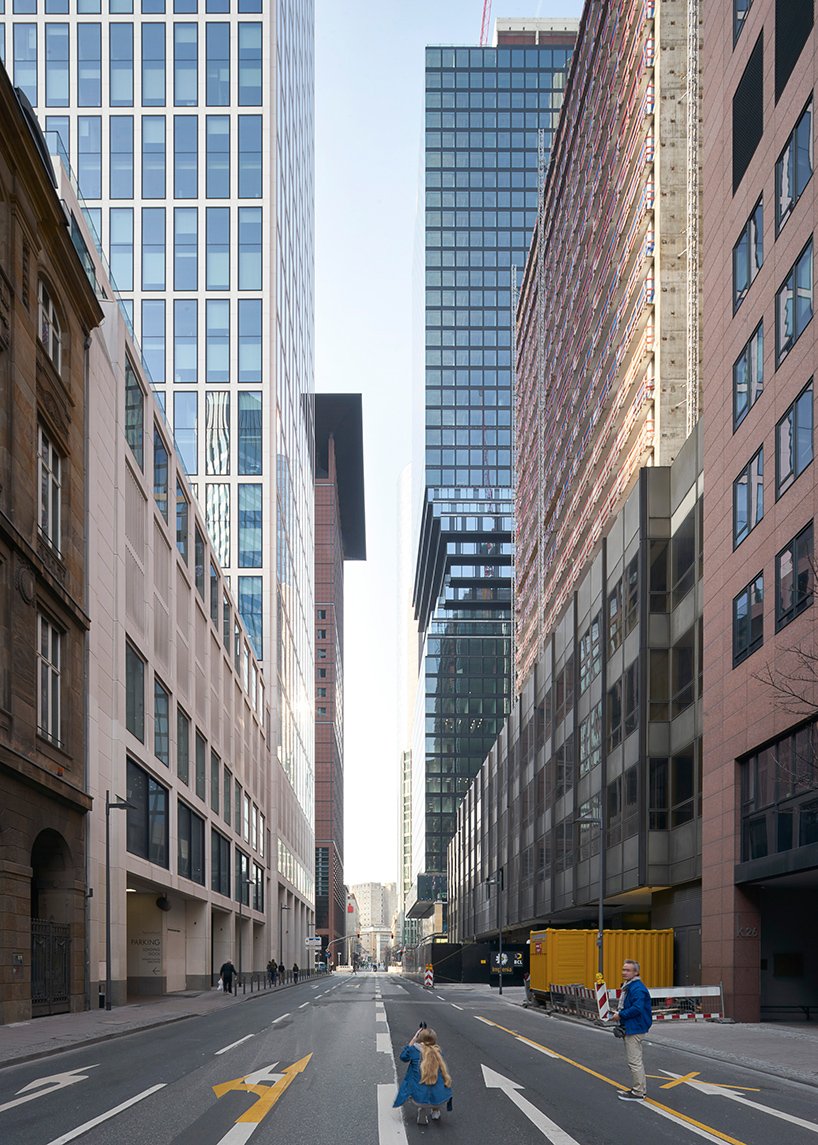 Bjarke ingels 集团位于法兰克福的移动“omniturm”塔即将完工