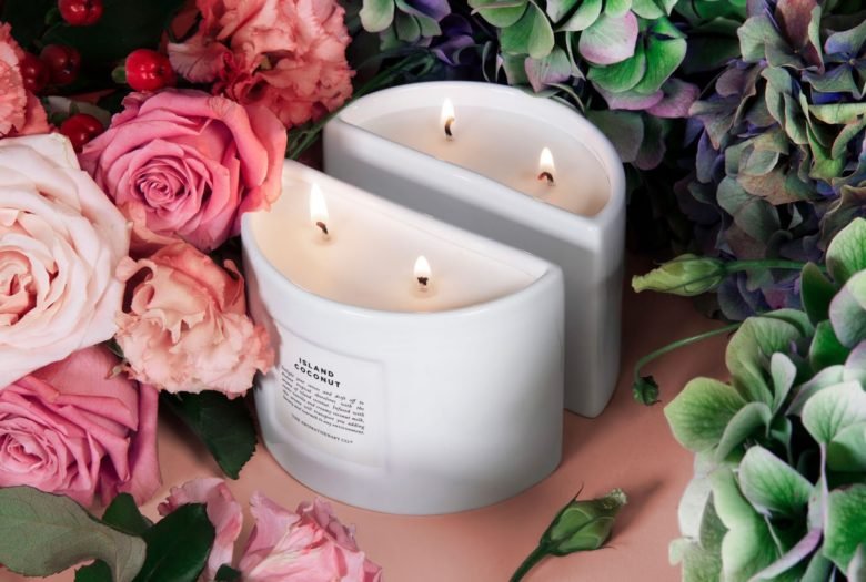 莎拉·约翰斯顿 (Sarah Johnston) 的《BLEND》