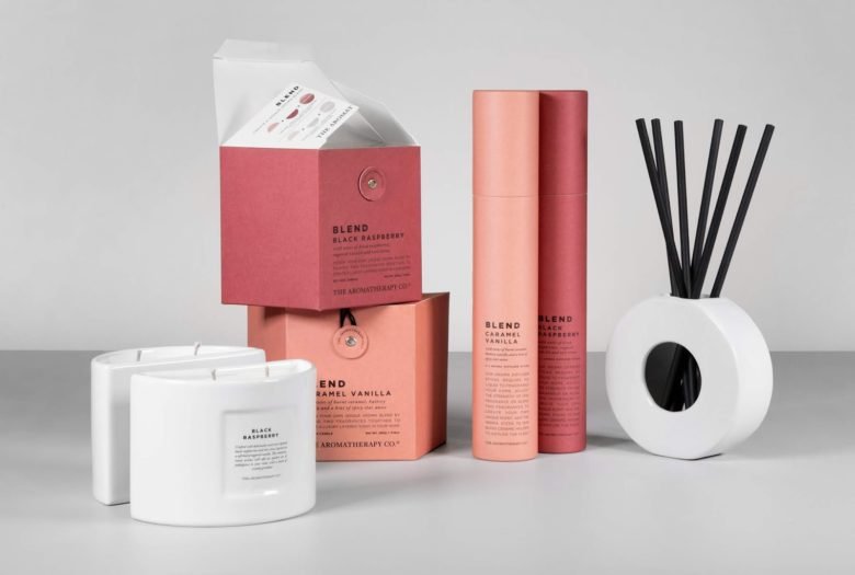 莎拉·约翰斯顿 (Sarah Johnston) 的《BLEND》