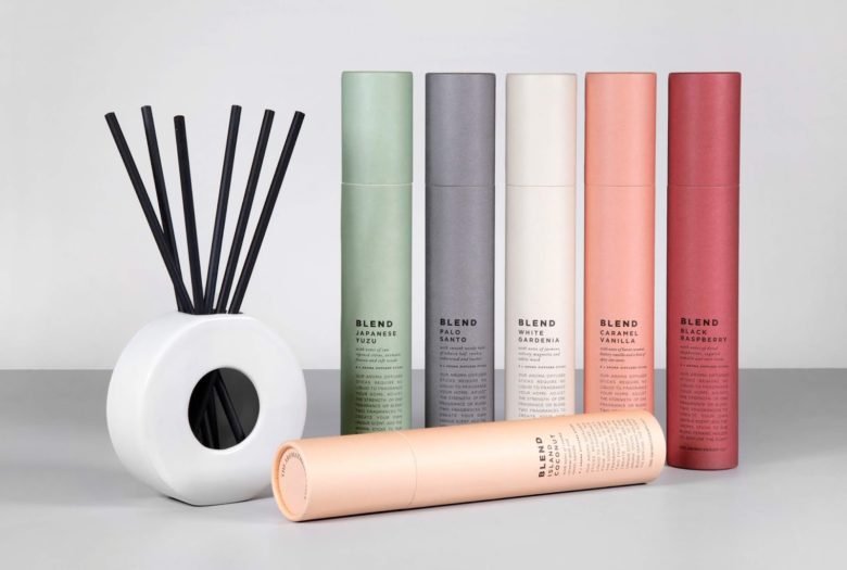 莎拉·约翰斯顿 (Sarah Johnston) 的《BLEND》