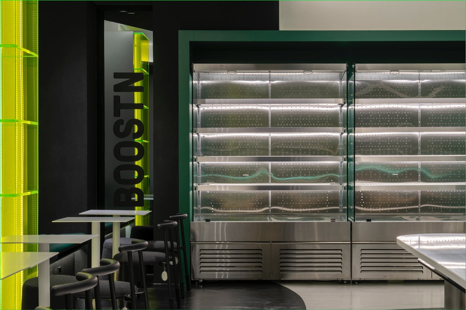 Blurker 的 BOOSTN 咖啡馆