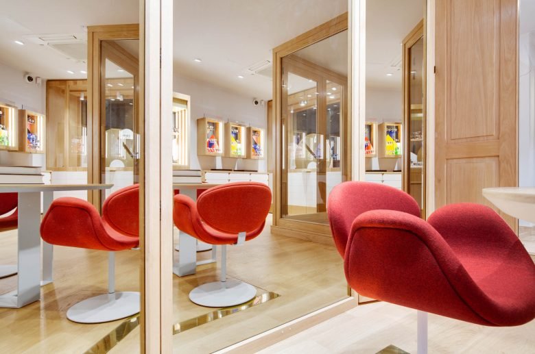 BRIO AGENCY 设计的 MOSTRA 商店 – 法国普罗旺斯地区艾克斯