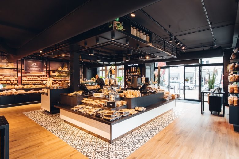 现代荷兰面包店设计 | 黑与白