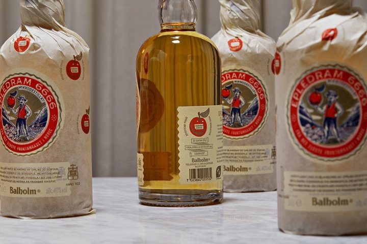 Balholm Epledram 6666，作者：OlssønBarbieri