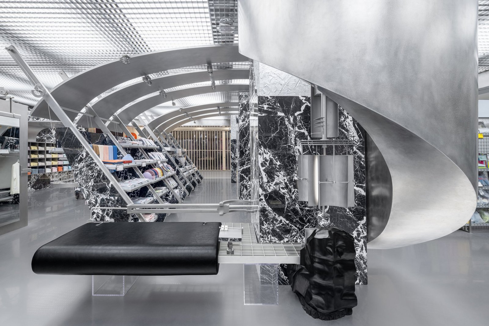 Bananain 概念店由 Some Thoughts 空间设计研究室设计