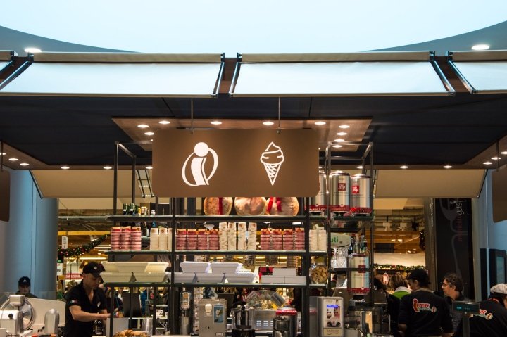 Bar Gelateria Norcineria Iper Rossini by AFA Arredamenti，佩萨罗 – 意大利