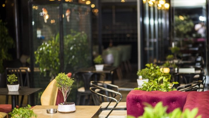 Barrio B 酒廊酒吧,Ardi CC,普里什蒂纳 – 科索沃 Barrio B 酒廊酒吧,Ardi CC,普里什蒂纳 – 科索沃