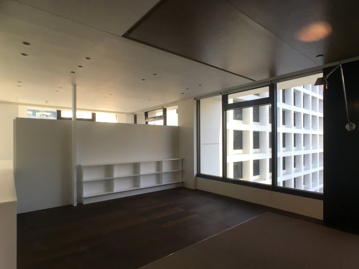 香港置地广场大律师室 by Plot Architecture Office