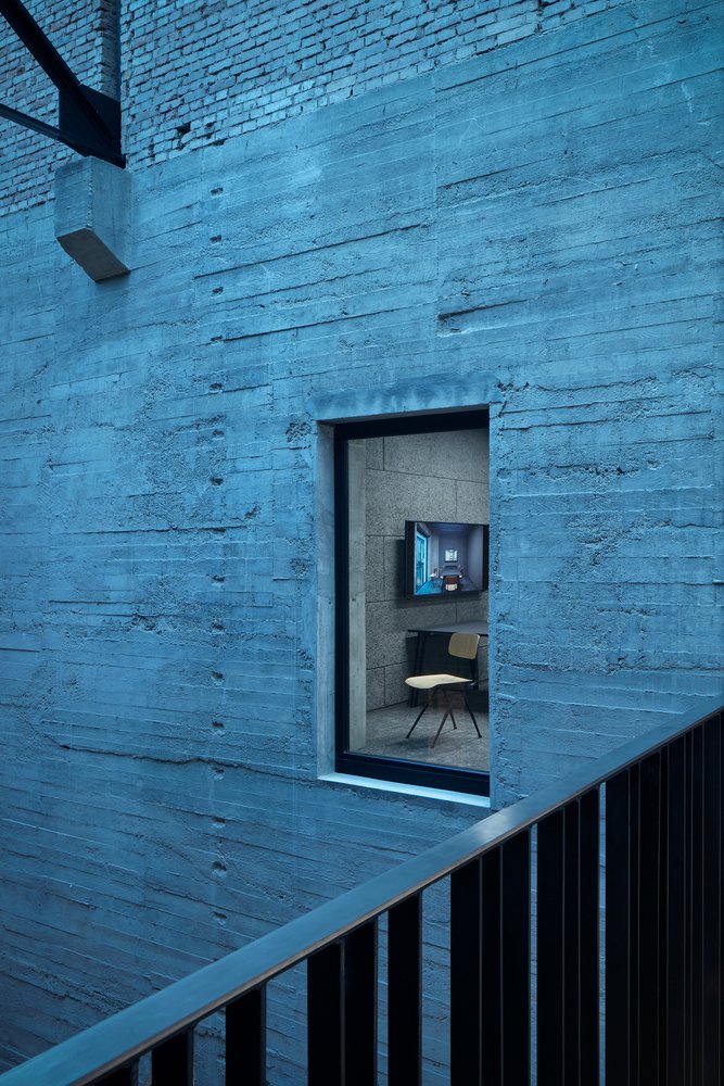 Base4Work 布拉迪斯拉发 by Studio Perspektiv Base4Work 布拉迪斯拉发 by Studio Perspektiv