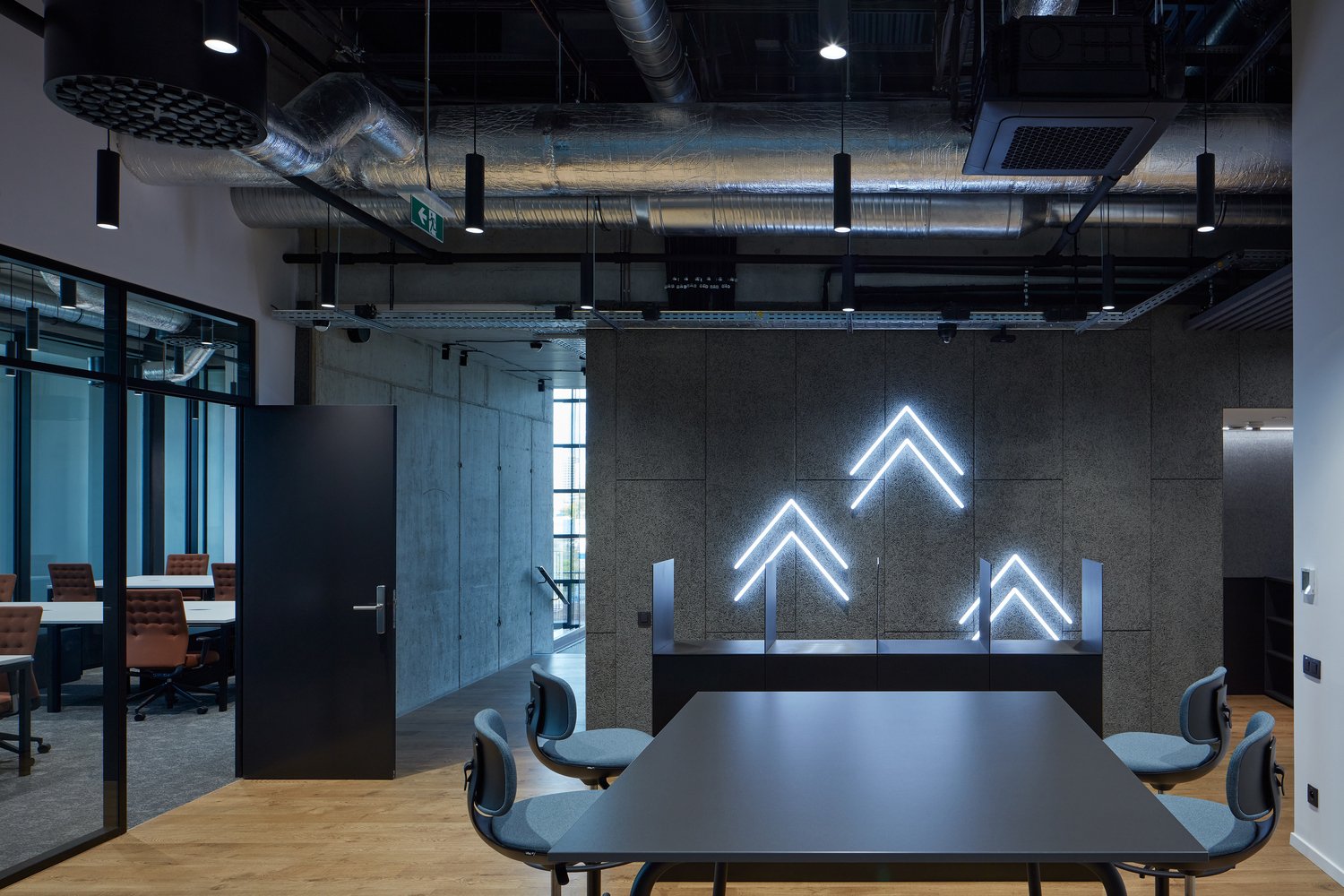 Base4Work 布拉迪斯拉发 by Studio Perspektiv Base4Work 布拉迪斯拉发 by Studio Perspektiv