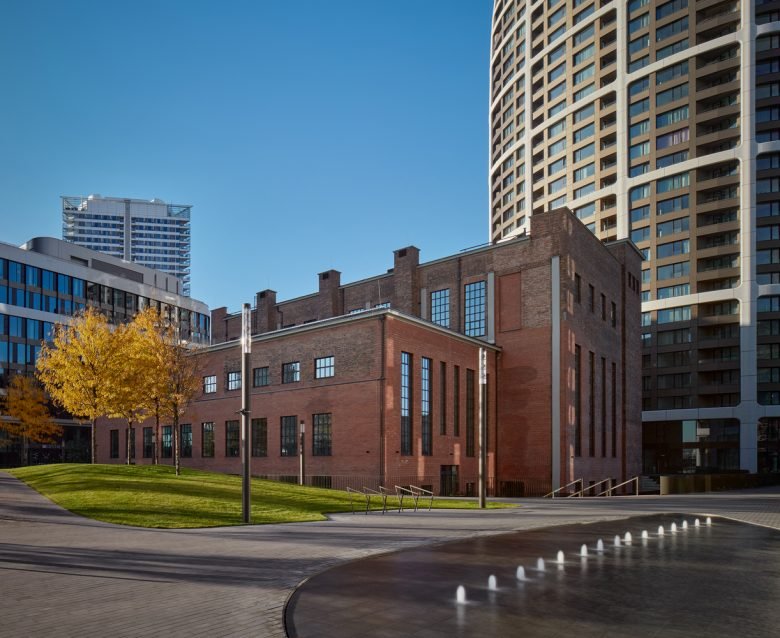 Base4Work 布拉迪斯拉发 by Studio Perspektiv Base4Work 布拉迪斯拉发 by Studio Perspektiv