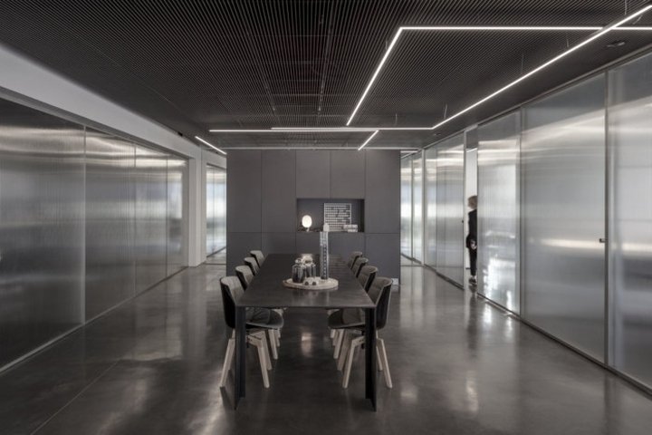 Basix 总部由 Axelrod Architects 设计，以色列特拉维夫