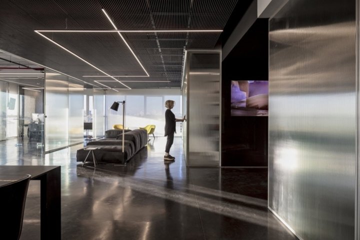 Basix 总部由 Axelrod Architects 设计，以色列特拉维夫