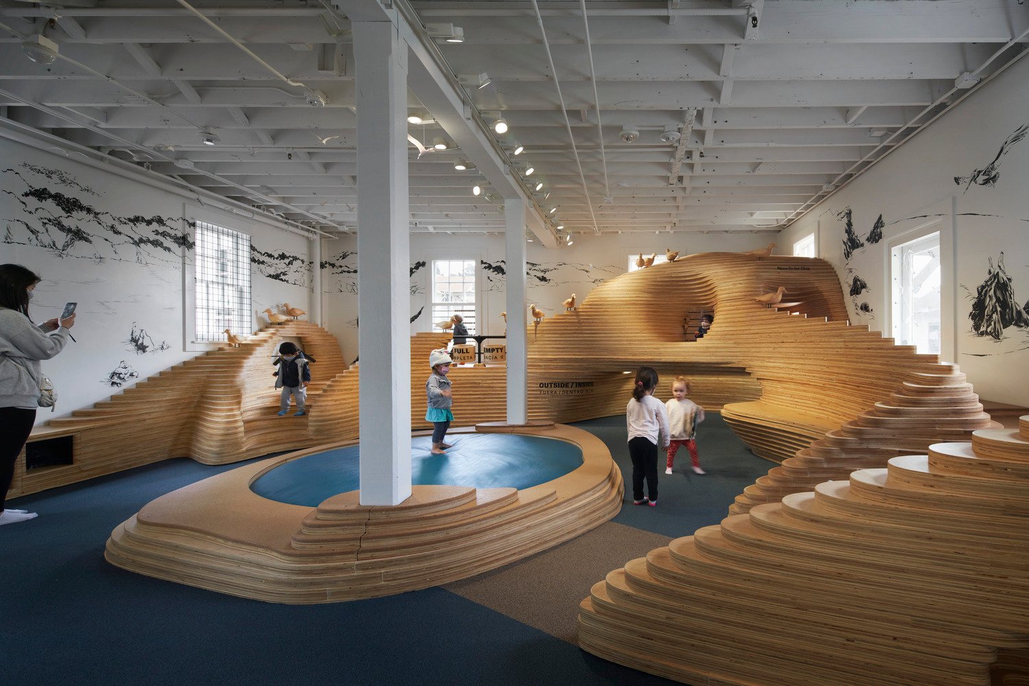 奥尔森·昆迪格 (Olson Kundig) 设计的湾区探索博物馆