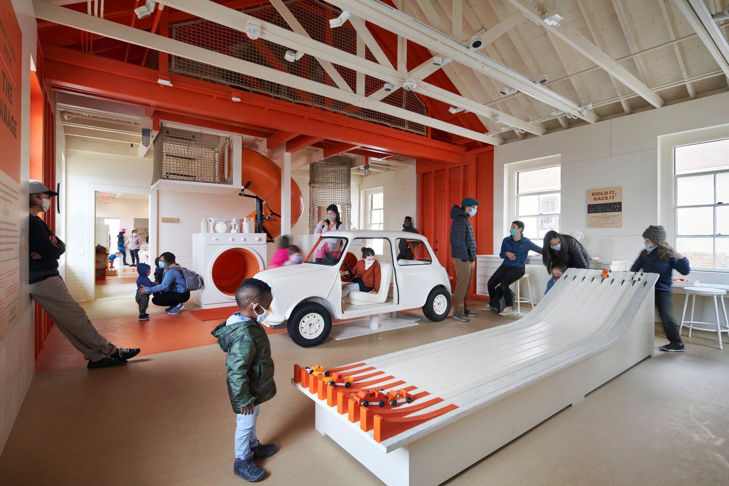 奥尔森·昆迪格 (Olson Kundig) 设计的湾区探索博物馆